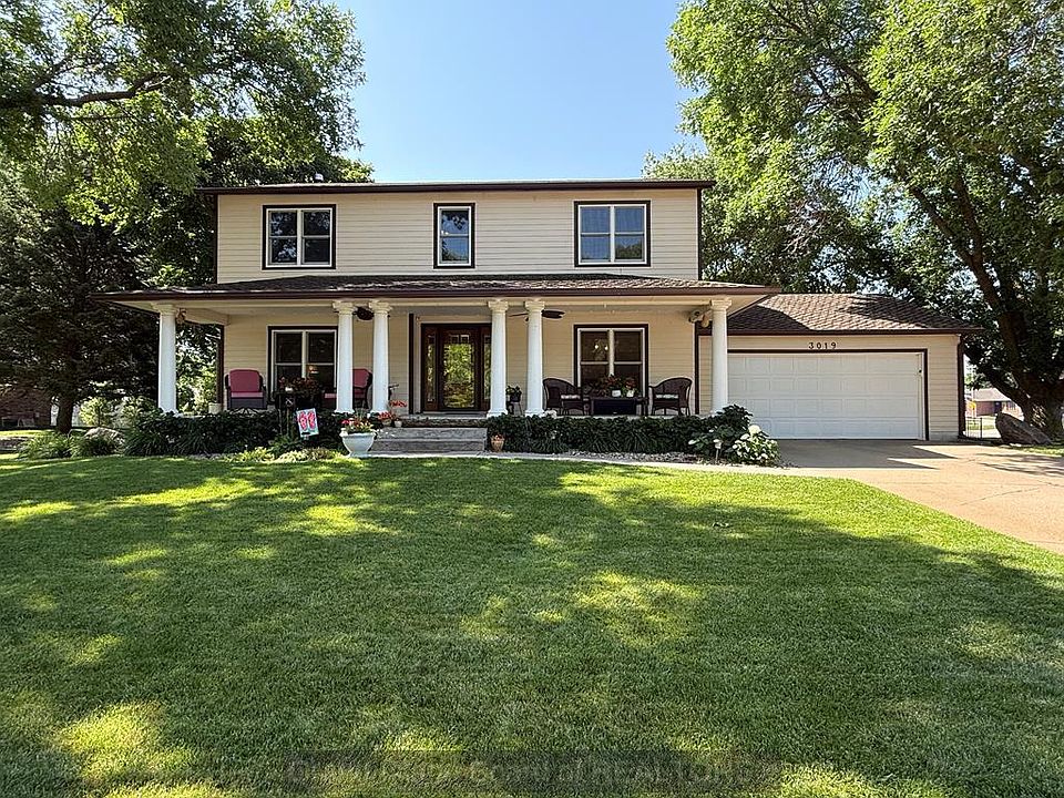 1st image of 3019 Sothman Dr