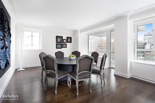 Sold by Sotheby's International Realty | media 38