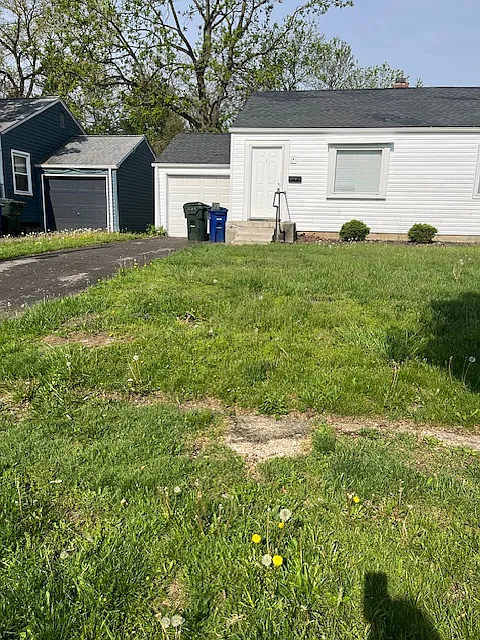 205 Lowell Rd photo 1