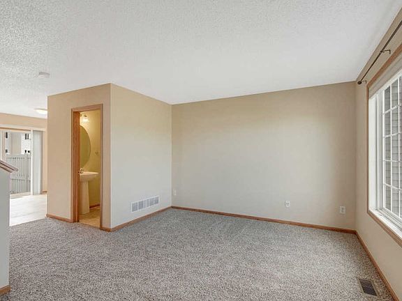 3rd image of 4948 Evergreen Dr N Unit 1