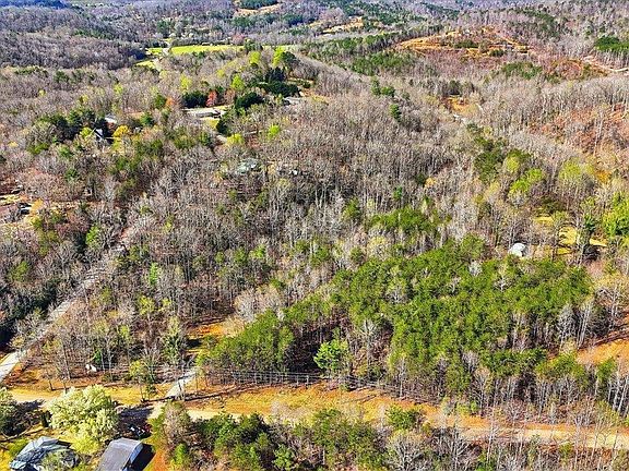 5th image of 883 Goodwin Bridge Rd