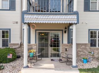 W6144 Victorian Dr APT 1, Appleton, WI 54915