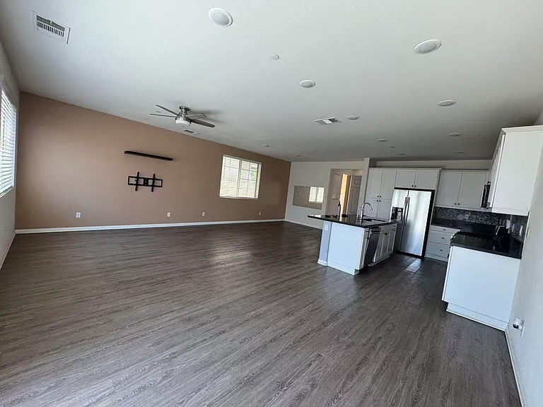 4961 S Monarch Pl — Photo 3