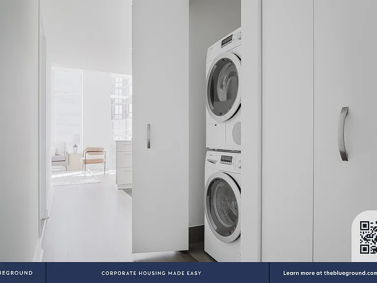 450 W 42nd St #29B — Photo 14