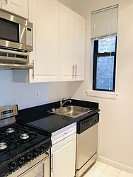 Rented by Urban Real Estate Inc