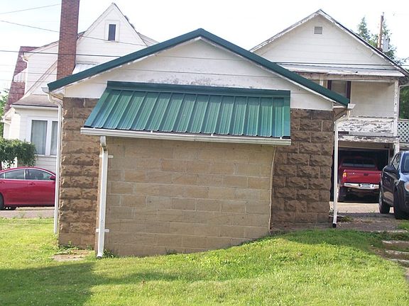 3rd image of 346 Locust St