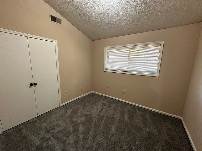 6491 Saginaw Rd — Photo 12