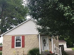 917 Monroe St, Pawnee, IL 62558