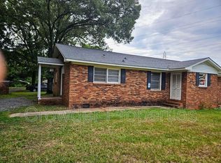 1221 Auten Rd, Charlotte, NC 28216