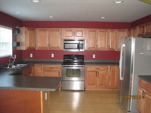 4th image of 1243 E Hayes Ave