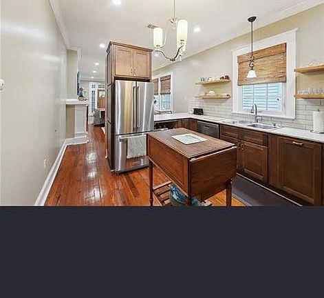 4th image of 4915 Laurel St