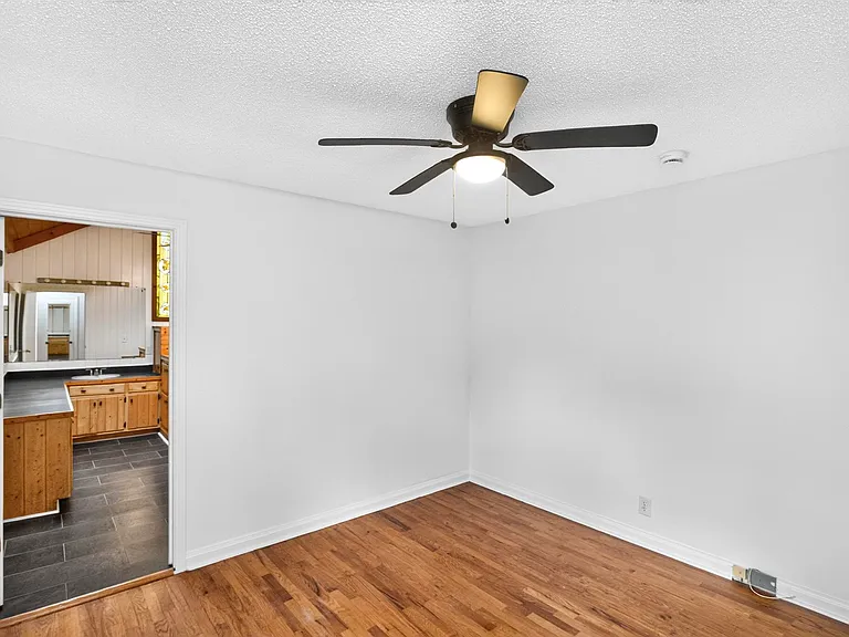 214 Blanchard Pl — Photo 18