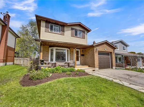220 Rosebank Pl, Kitchener, ON N2E 2R8