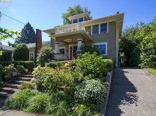 3428 NE Hassalo St, Portland, OR