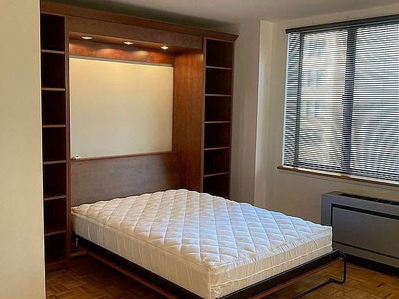 2nd image of 30 W 61st St APT 11F