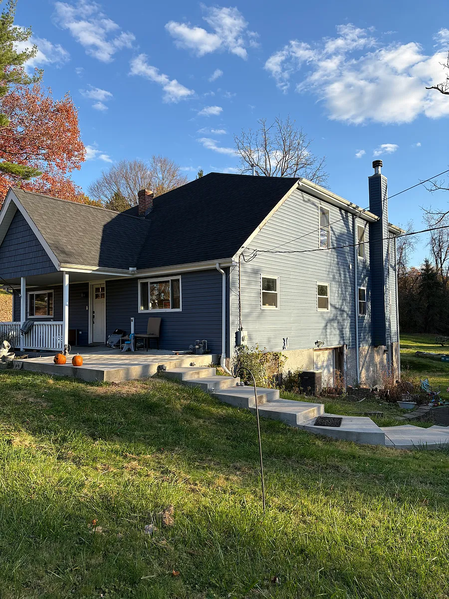 Building Photo - 14700 Ardara Rd