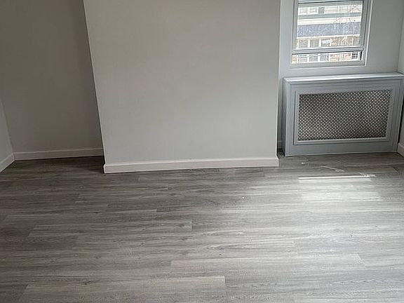 5th image of 19 Saint Johns Ave
