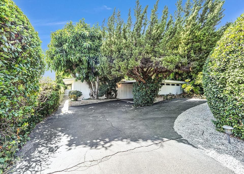 1st image of 9801 Pali Ave