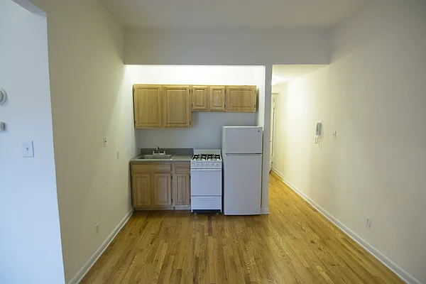 Rented by Citi Habitats | media 9