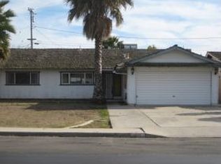 2206 9th Ave, Delano, CA 93215