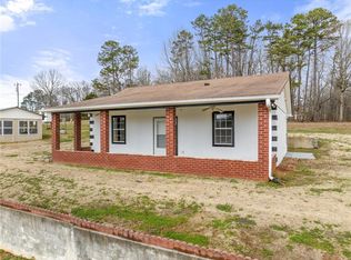 5765 Crow Dr, Cumming, GA 30041