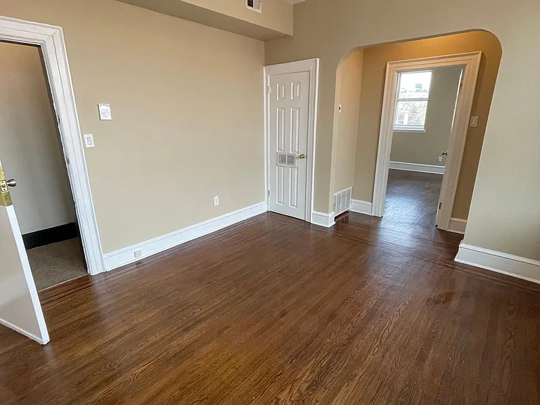 4537 Spruce St #C7 — Photo 11
