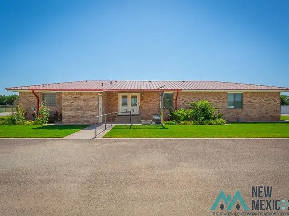 2012 S Haldeman Rd, Artesia, NM 88210