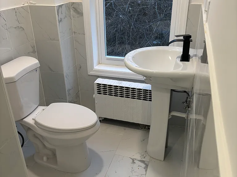 242 Pacific Ave #2 — Photo 4