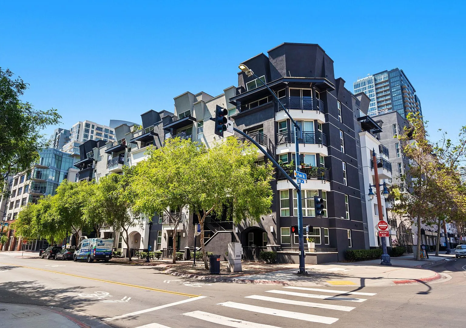 Light and Bright East Village 2 Bedroom at Park Blvd West! 2 Parking Spaces! — Photo 1