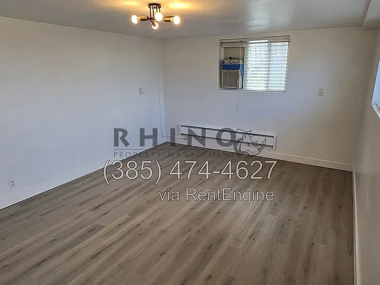 615 E Grand St #1 — Photo 3