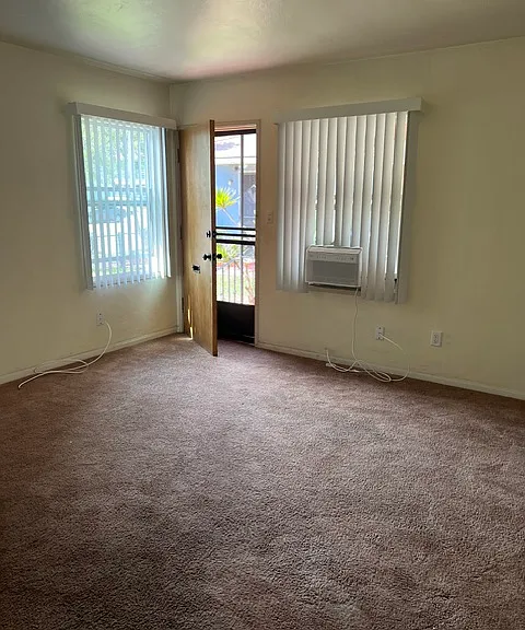3141 Reynard Way #3141 — Photo 2