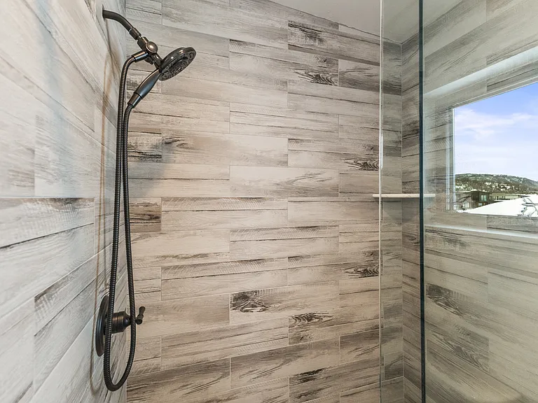 Upper Level - Bathroom #2