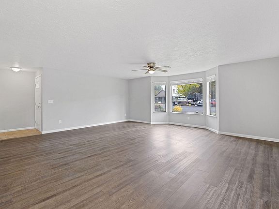 5th image of 797 NW 5th St