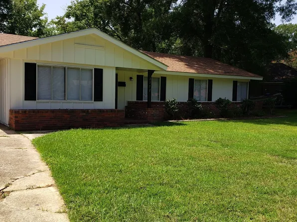 2752 Baldwin Brook Dr, Montgomery, AL 36116