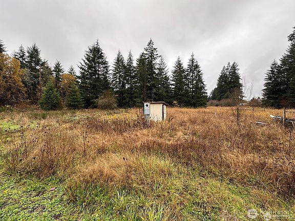 4th image of 144 Avery Road #A