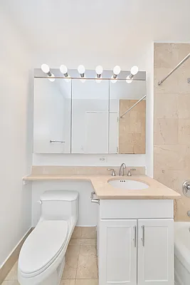 Rented by Living New York | media 8