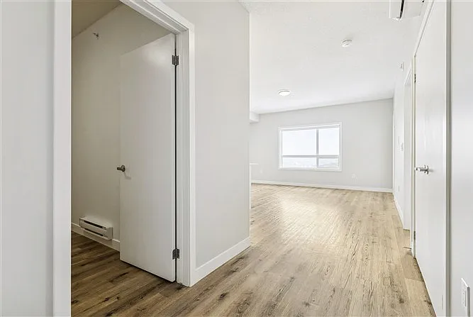 1673 Huron Rd — Photo 59