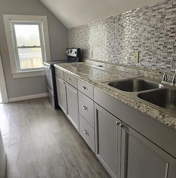 Newer kitchen with tile backsplash
