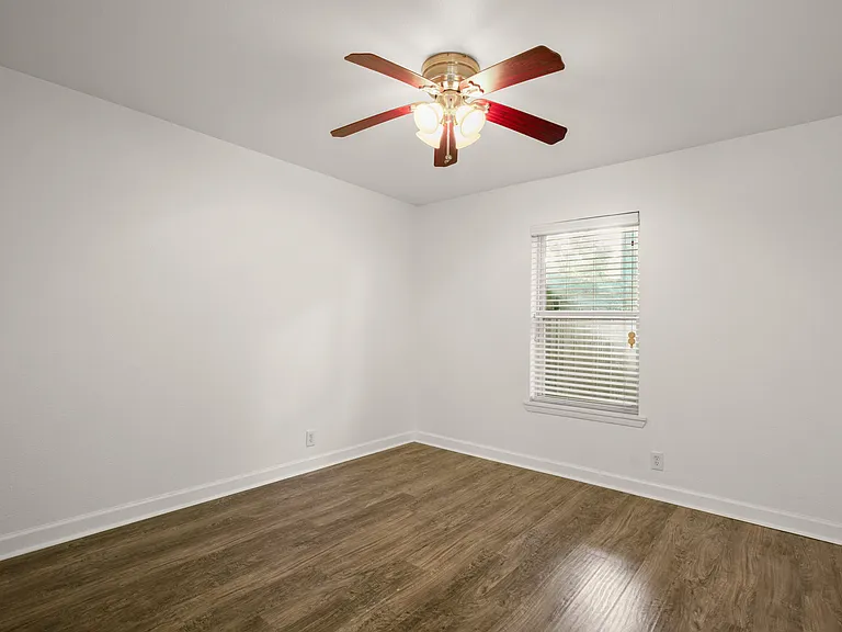 2020 S Congress Ave #A2102 — Photo 10