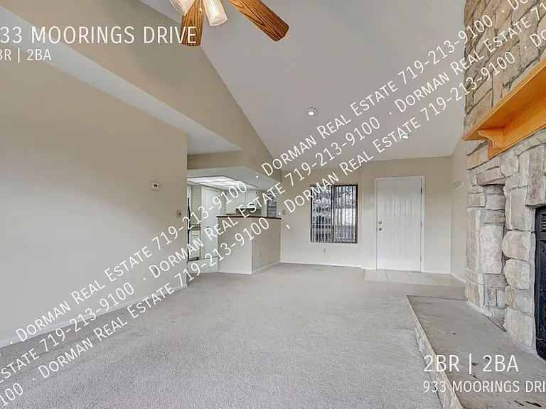 933 Moorings Dr — Photo 8