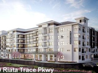 12610 Riata Trace Pkwy APT 211, Austin, TX 78727