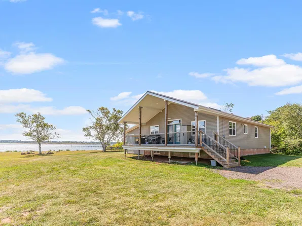 21 Johns Ln E, Halifax Parish, PE C0B 1J0