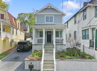 19 Charles Street, Port Washington, NY 11050