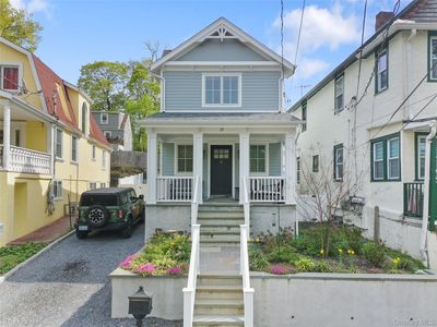 19 Charles Street, Port Washington, NY, 11050