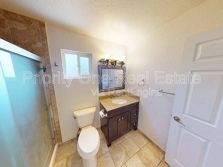 3813 46th St #1 — Photo 13