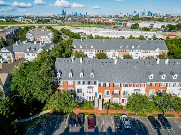 4 Persimmon Court image 31 of 40