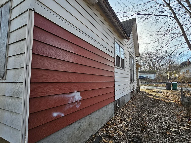 254 W Peoria Ave — Photo 21