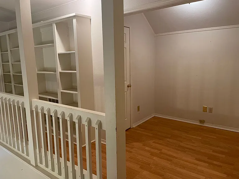 1408 Preston Ct — Photo 10