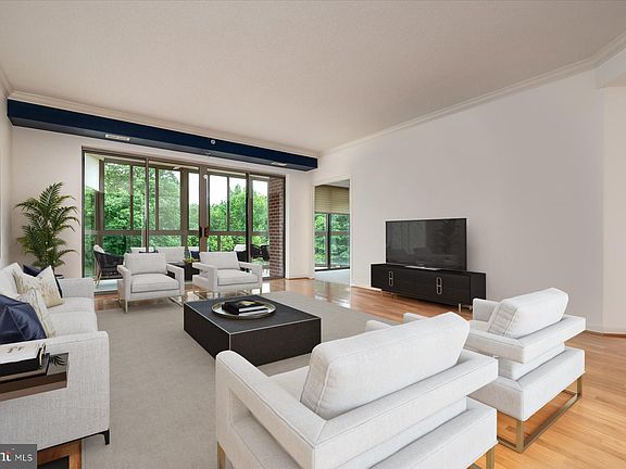 2nd image of 940 Astern Way Unit 302