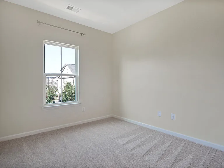 43393 Charitable St — Photo 18